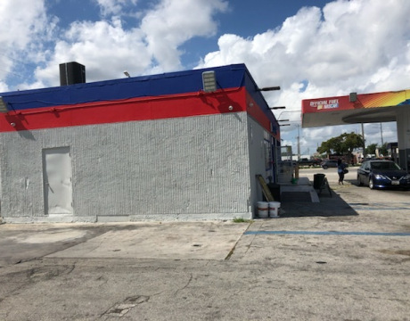 Commercial Painter for Fort Lauderdale Gas Station