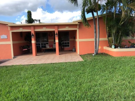 House Painting in Pembroke Pines, FL