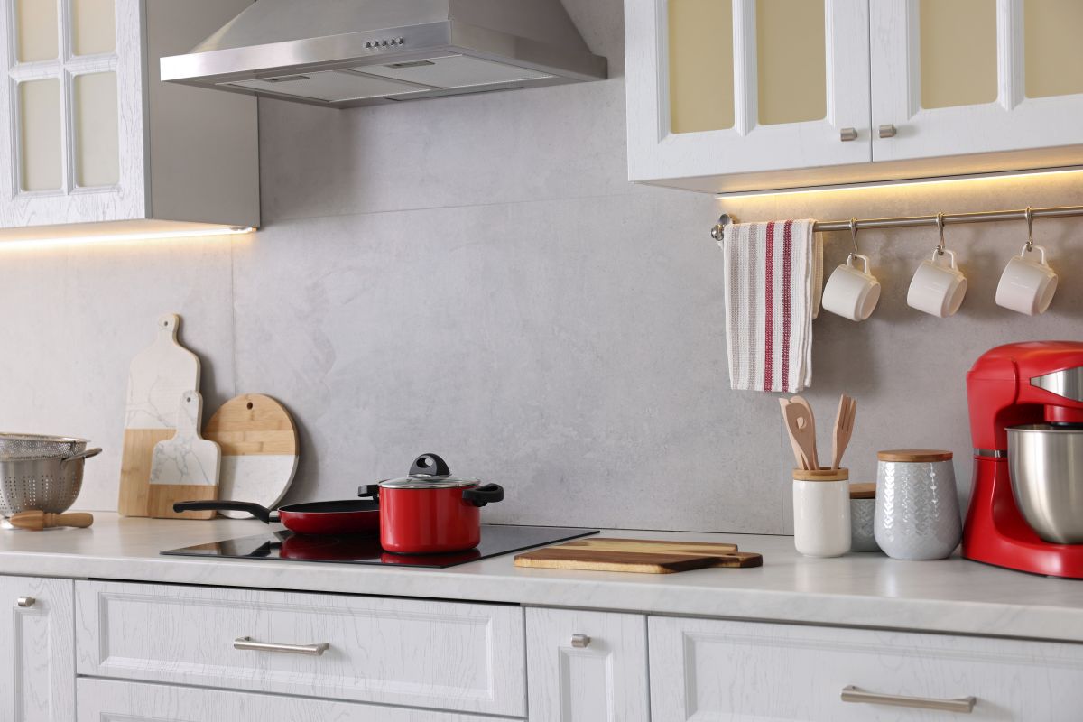 kitchen with new backsplash after Kitchen Renovations and Remodeling in Davie, Florida